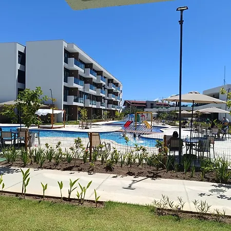 Makia Beach Muro Alto-Flat 02 Mahina Térreo Frente Piscina-3